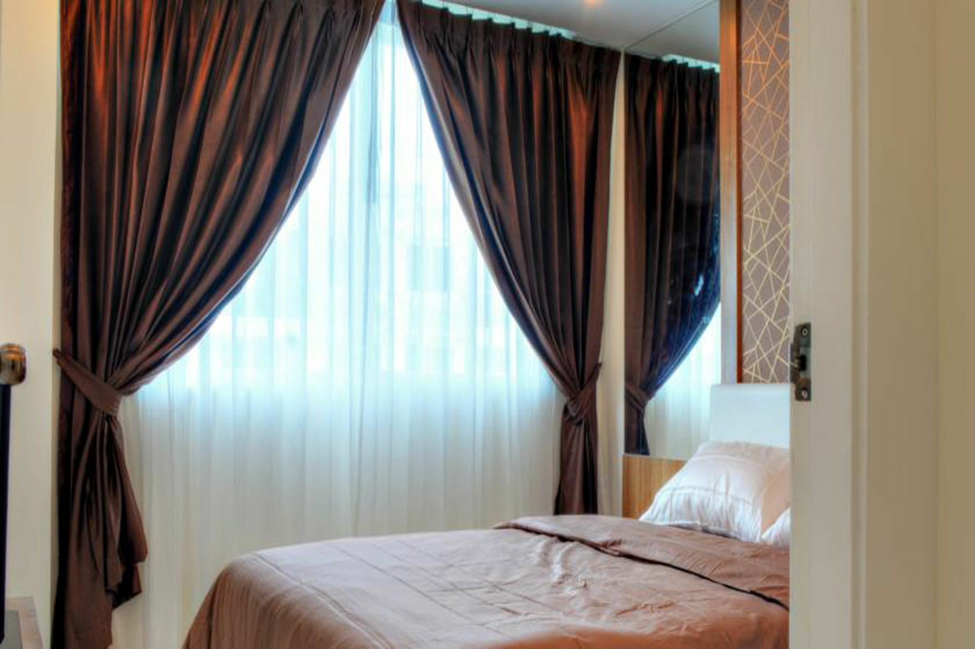 Amazon Pattaya Jomtien Apartments Exterior photo
